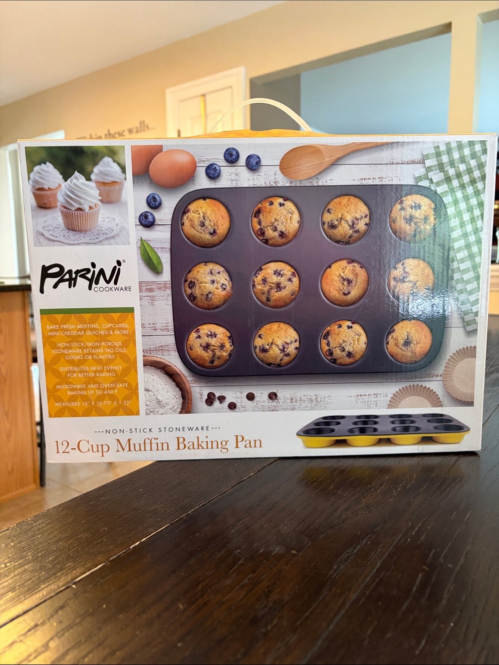 Parini 12-Cup Non-Stick Muffin Pan in Yellow